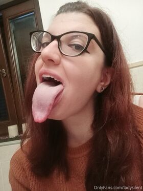 Long Tongue Fetish Nude Leaks OnlyFans Photo 253