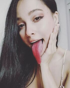 Long Tongue Fetish Nude Leaks OnlyFans Photo 281