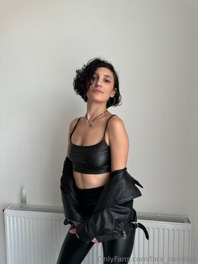 Lora नग्न लीक OnlyFans फोटो 18