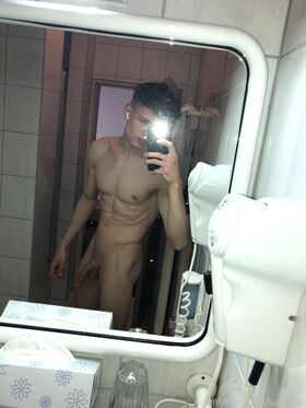 lucashallfree Nude Leaks OnlyFans Photo 30