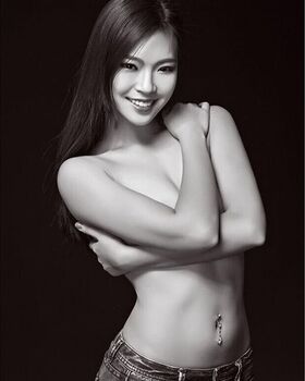 Lucia Liu Nude Leaks OnlyFans Photo 6