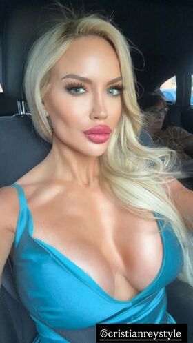 Luciana Salazar Nude Leaks OnlyFans Photo 28