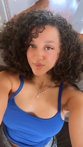 LuminousLindaa Nacktes Leaks OnlyFans Foto 21