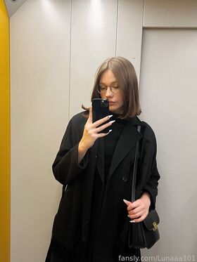 Lunaaa101 Procurena gola OnlyFans fotografija 24