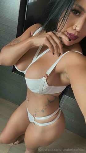 lunabellaoficial Nude Leaks OnlyFans Photo 27