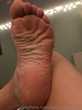 lusciouslovefeet Nude Leaks OnlyFans Photo 41