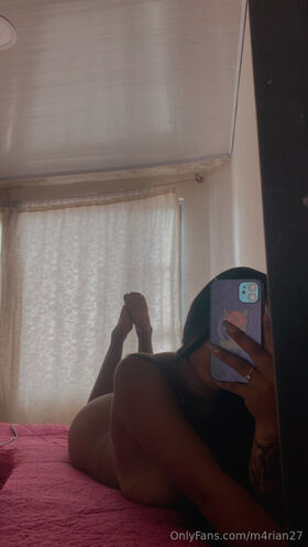 M4rian27 Nøgne lækkede OnlyFans foto 13