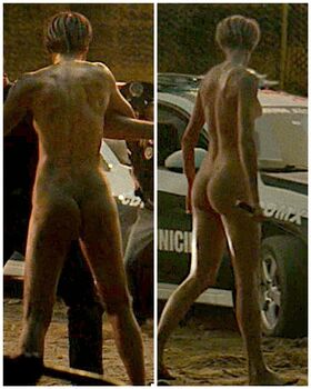 Mackenzie Davis Nude Leaks OnlyFans Photo 17