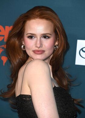 Madelaine Petsch Nude Leaks OnlyFans Photo 209