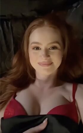 Madelaine Petsch Nude Leaks OnlyFans Photo 264