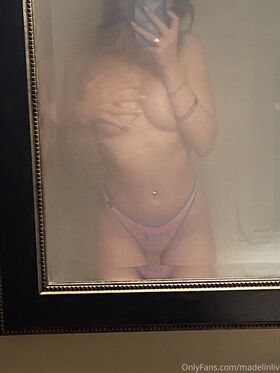 Madelinolivia Nude Leaks OnlyFans Photo 47