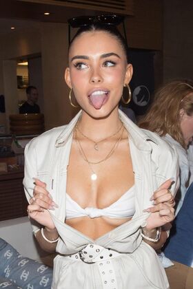 Madison Beer Nude Leaks OnlyFans Photo 591