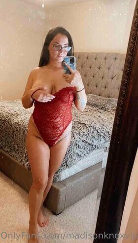 madisonknoxvip Nude Leaks OnlyFans Photo 42