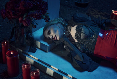 Madonna Fotografie scursă ilegal OnlyFans dezbrăcată 307