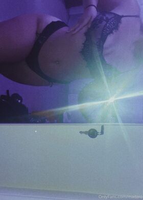 Madzro Nude Leaks OnlyFans Photo 1