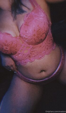 Madzro Nude Leaks OnlyFans Photo 22
