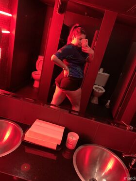 maedi Nøgne lækkede OnlyFans foto 21