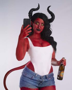 Magic Phyra Фото утечки OnlyFans (обнаженная) 551