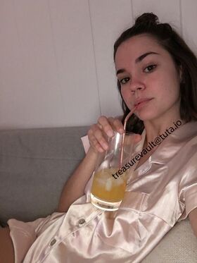 Maia Mitchell Nude Leaks OnlyFans Photo 3