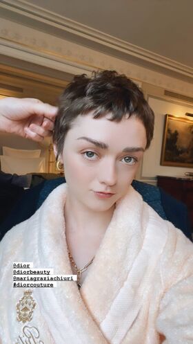 Maisie Williams Nude Leaks OnlyFans Photo 51