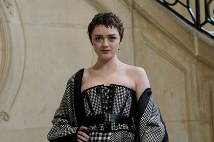 Maisie Williams Nude Leaks OnlyFans Photo 54