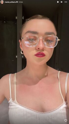 Maisie Williams Nude Leaks OnlyFans Photo 95