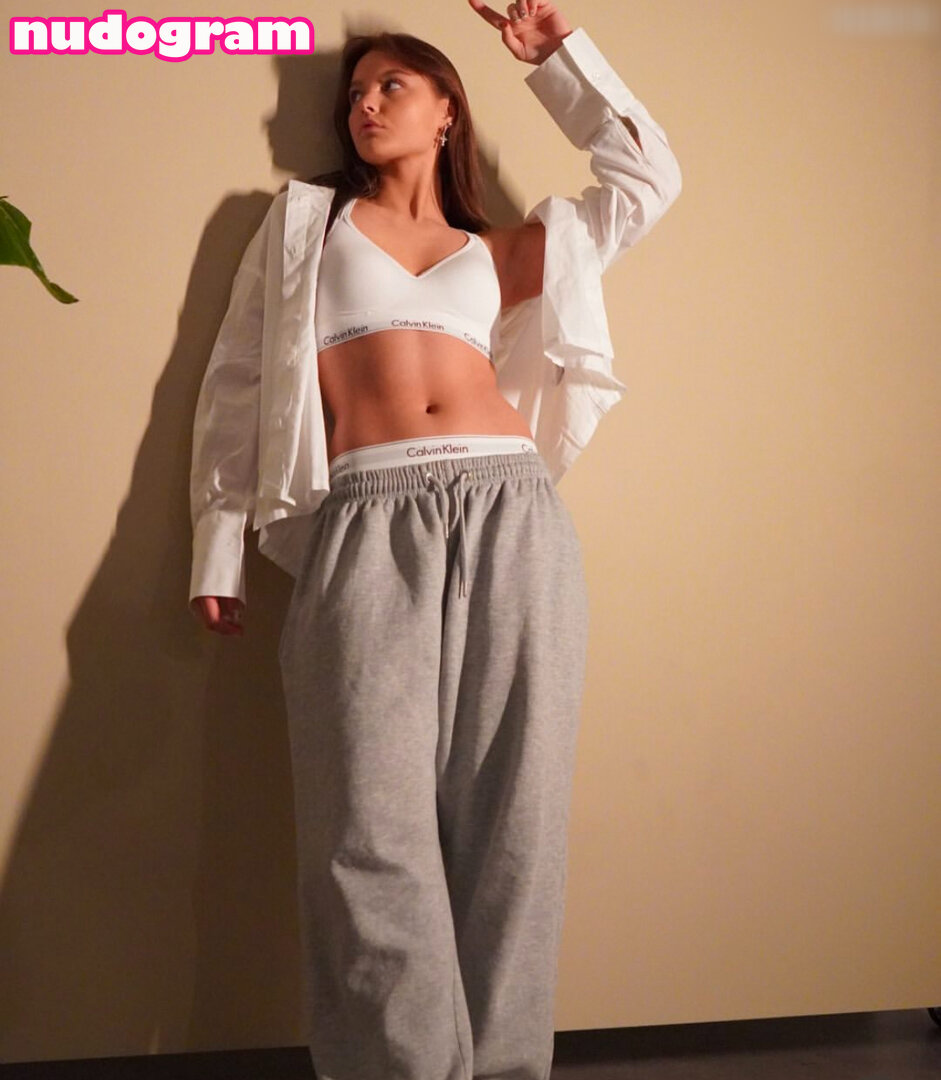 Maja Hochhalter Nackte geleakte OnlyFans Foto 13 - Nudogram v2.1