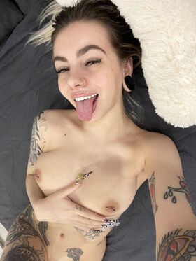 Mallory Nude Leaks OnlyFans Photo 37