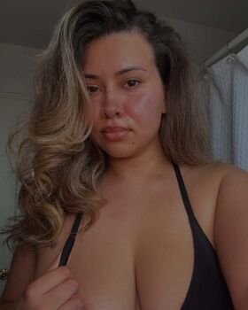 Mama E 유출된 누드 OnlyFans 사진 3