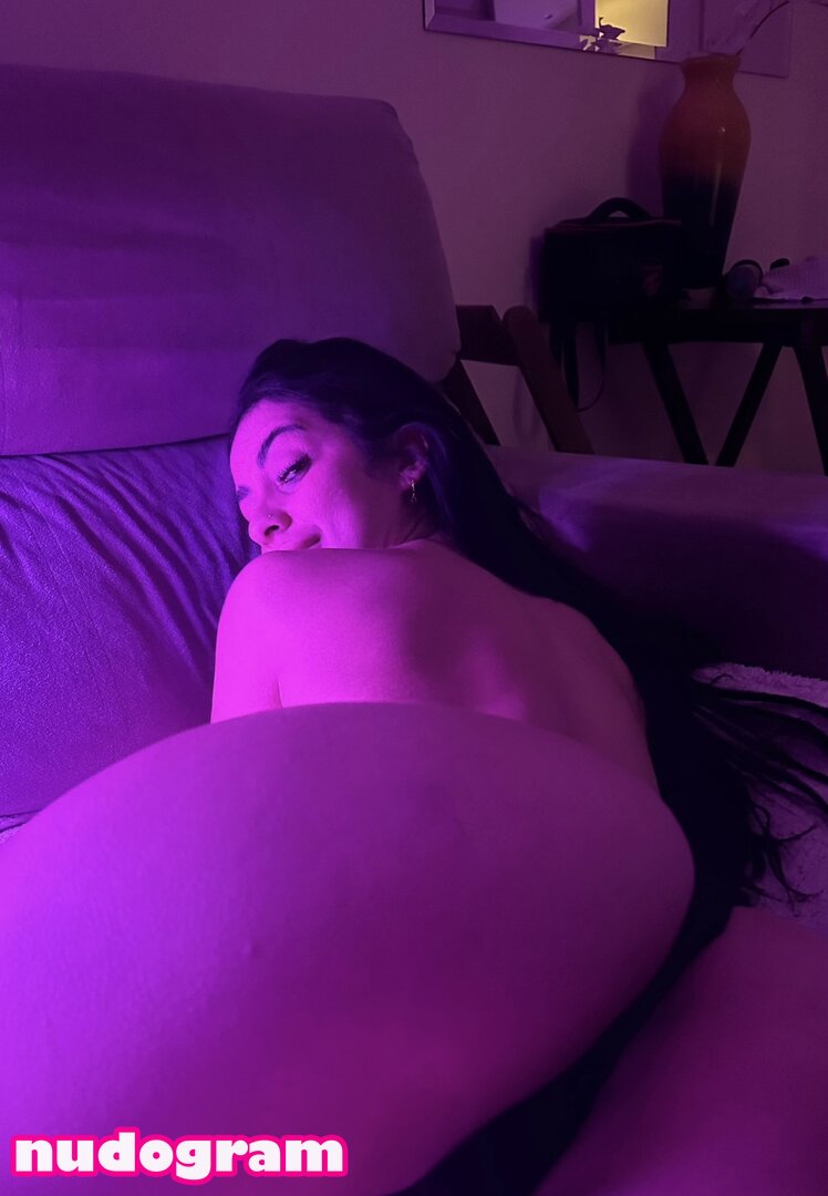 Manu amaral paiva pelada