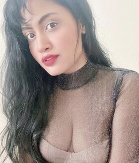 Manvi Chugh Ảnh OnlyFans khỏa thân rò rỉ 2