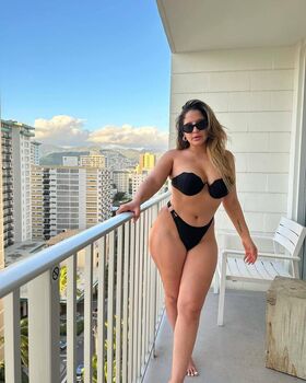 Maria Legarda Гола изтичане OnlyFans снимка 16