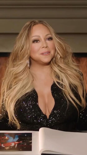 Mariah Carey Nude Leaks OnlyFans Photo 211