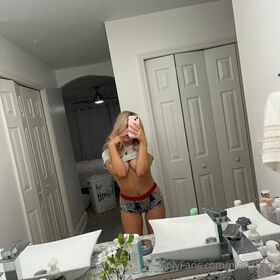 Mariah Covarrubias Nude Leaks OnlyFans Photo 24