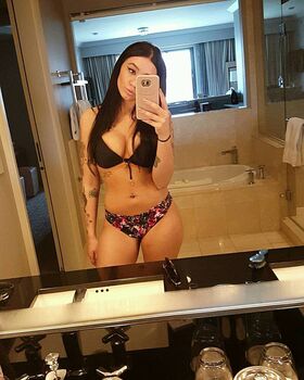Mariah Garcia Nude Leaks OnlyFans Photo 17