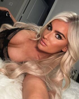 Mariah May Nude Leaks OnlyFans Photo 226