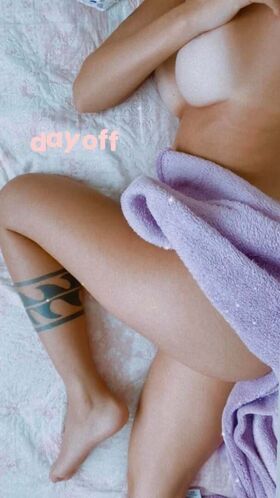 Mariana Vasconcelos Nude Leaks OnlyFans Photo 22