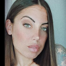 Marillo v v / Marina