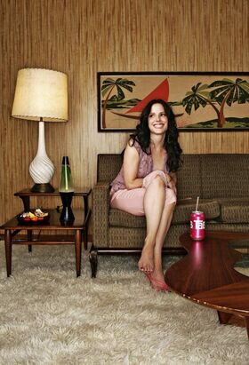 Mary-Louise Parker Nude Leaks OnlyFans Photo 26