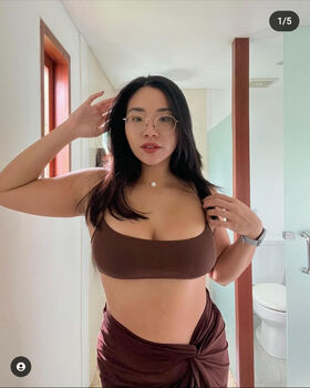 Mathilda Huang Nude Leaks OnlyFans Photo 52