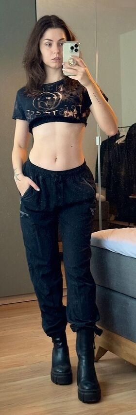 Maty Fotografie scursă ilegal OnlyFans dezbrăcată 170