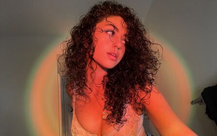 Maya Abdallah Nude Leaks OnlyFans Photo 2