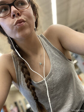 maze4play Photo divulguée nue OnlyFans 10