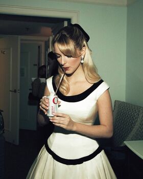 Mckenna Grace Foto filtrada desnuda de OnlyFans 655