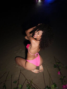 Megan Botnick Гола изтичане OnlyFans снимка 285