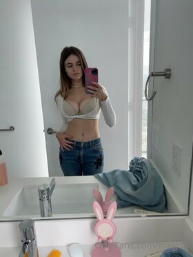 Megan Guthrie Nude Leaks OnlyFans Photo 102