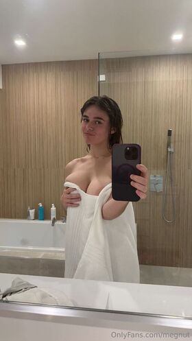 Megan Guthrie Nude Leaks OnlyFans Photo 327