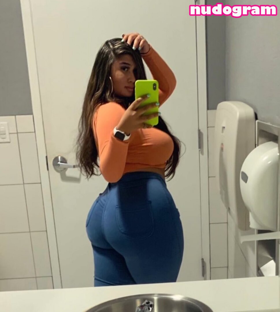 FilipinaMami_  HoneyShaye  Megan Shaye  https:  shayebaby_xo Гола  изтичане OnlyFans снимка 27 - Nudogram v2.1