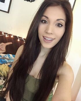 MelonieMac