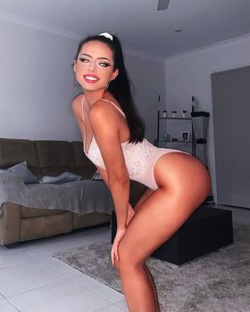 Mia Claire Nude Leaks OnlyFans Photo 5
